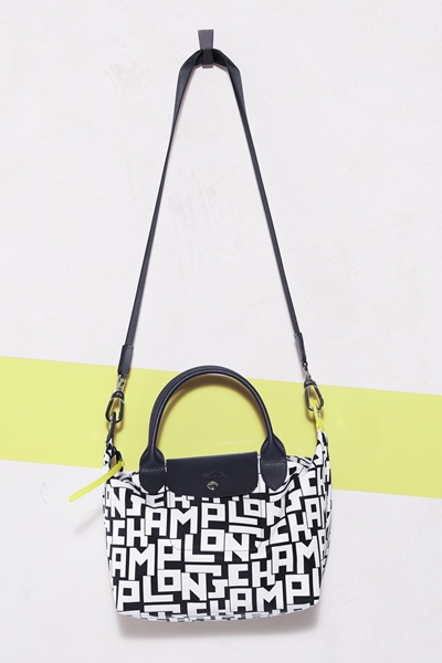 اختبر فخامة الطباعة مع LONGCHAMP LGP